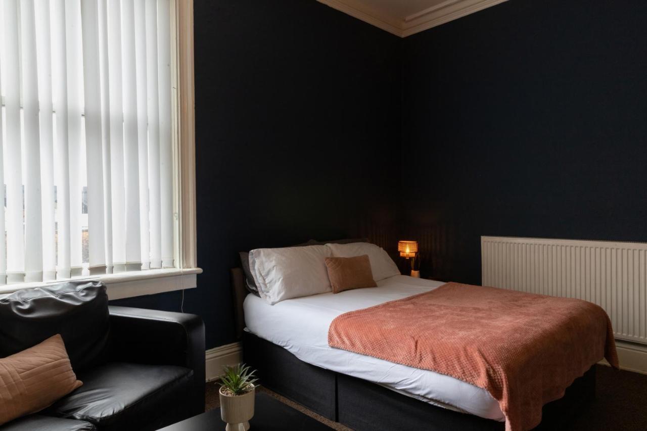 Digbeth Centre Sleeps 12 Opposite Coach Station Birmingham