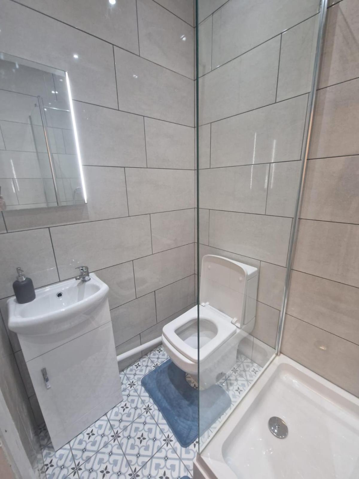 Digbeth Centre Sleeps 12 Opposite Coach Station Apartment Birmingham